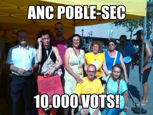 10.000 vots recollits pel Poble-sec per la Independència!
